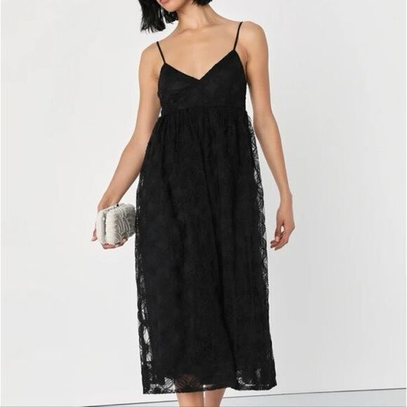 Lulus Dresses & Skirts - NWT Lulu's Radiate Elegance Black Floral Tulle Midi Dress